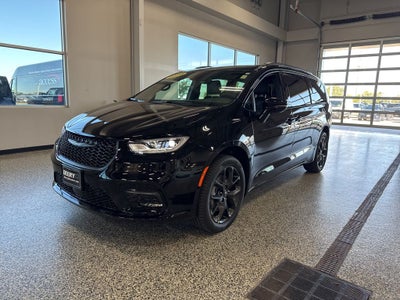 2026 Chrysler Pacifica PACIFICA LIMITED AWD