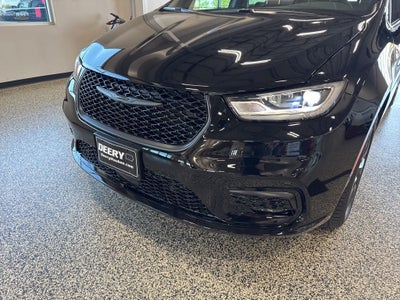 2026 Chrysler Pacifica PACIFICA LIMITED AWD