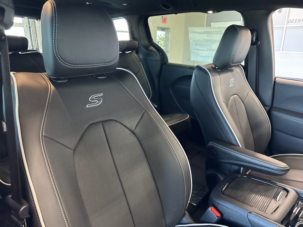 2026 Chrysler Pacifica PACIFICA LIMITED AWD