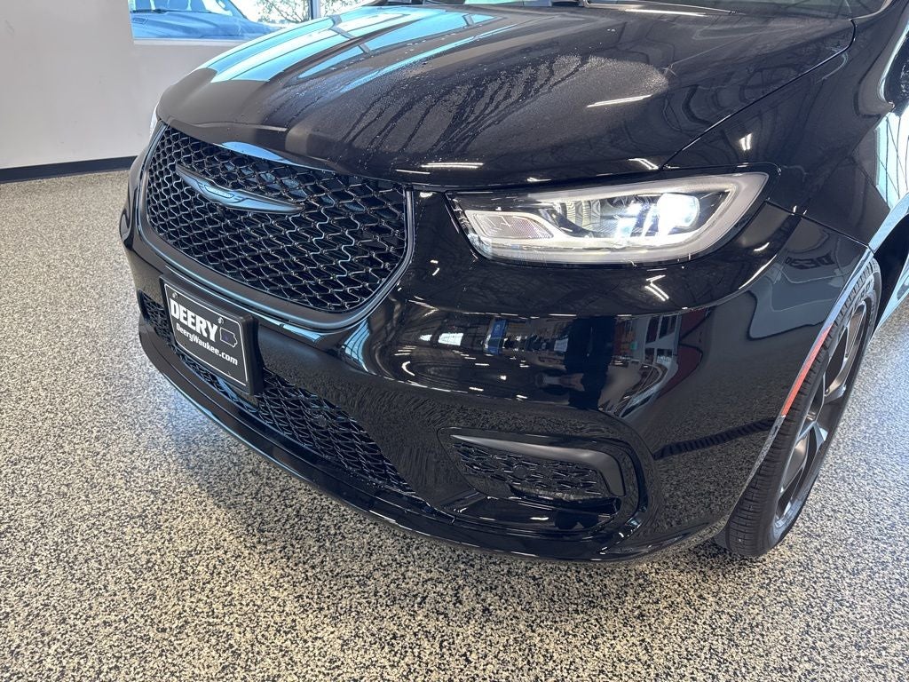 2026 Chrysler Pacifica PACIFICA LIMITED AWD