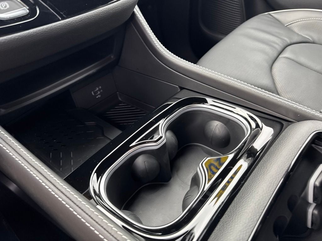 2027 Chrysler Pacifica PACIFICA LIMITED AWD