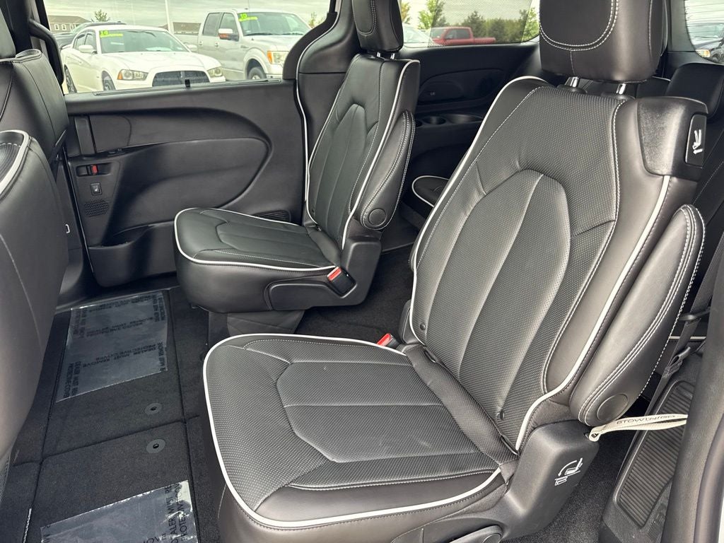 2027 Chrysler Pacifica PACIFICA LIMITED AWD