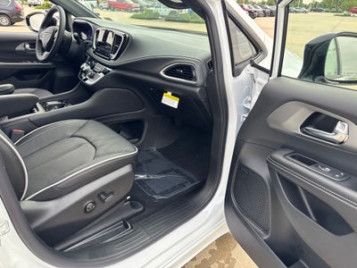 2027 Chrysler Pacifica PACIFICA LIMITED AWD