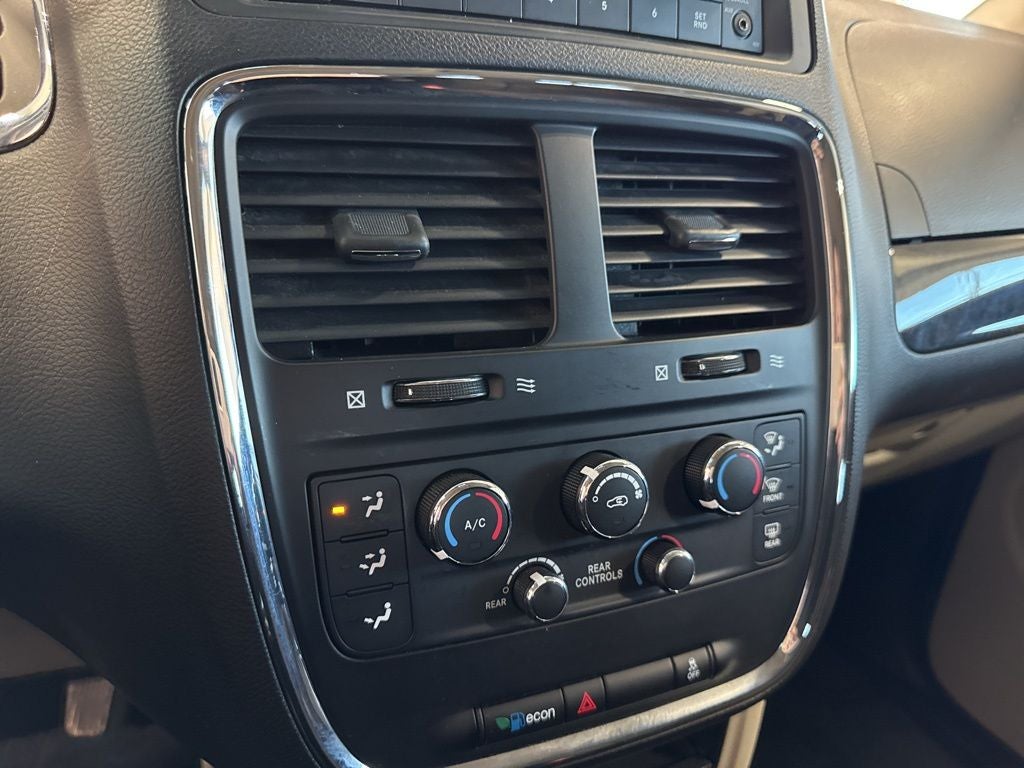 2017 Dodge Grand Caravan SE