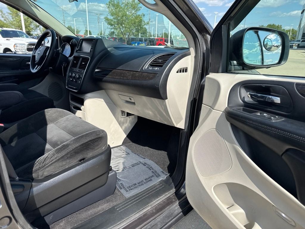 2017 Dodge Grand Caravan SE
