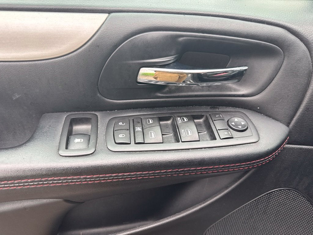 2016 Dodge Grand Caravan R/T