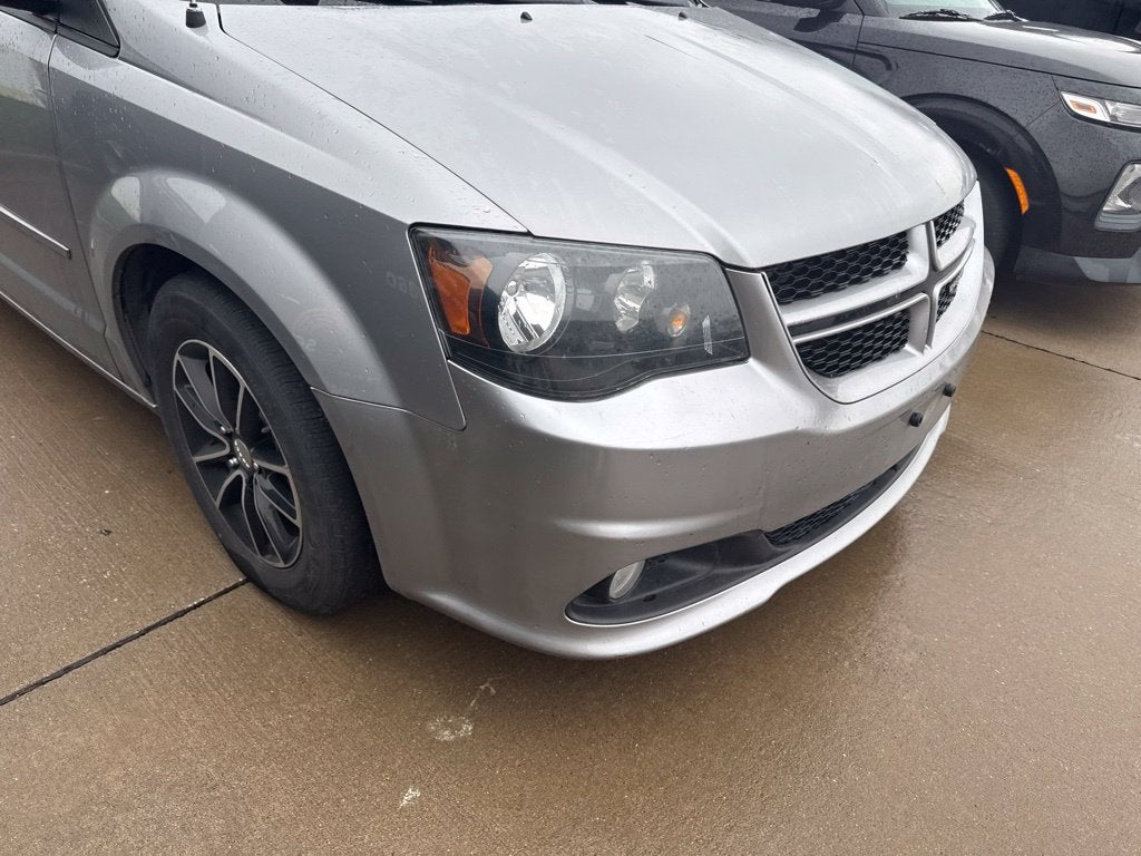 2016 Dodge Grand Caravan R/T