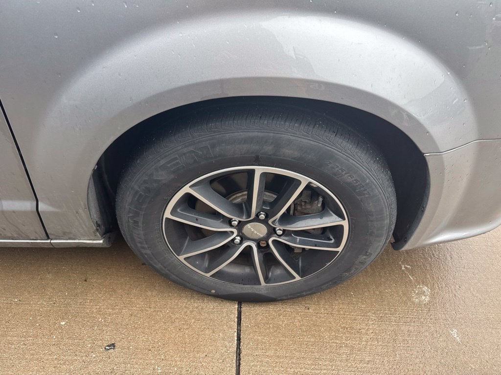 2016 Dodge Grand Caravan R/T