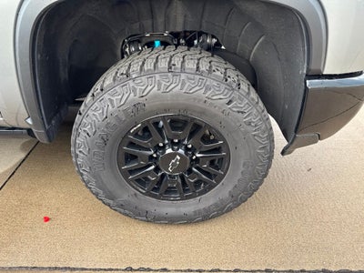2025 Chevrolet Silverado 2500HD 4WD Crew Cab Standard Bed ZR2