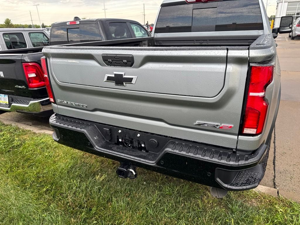 2025 Chevrolet Silverado 2500HD 4WD Crew Cab Standard Bed ZR2