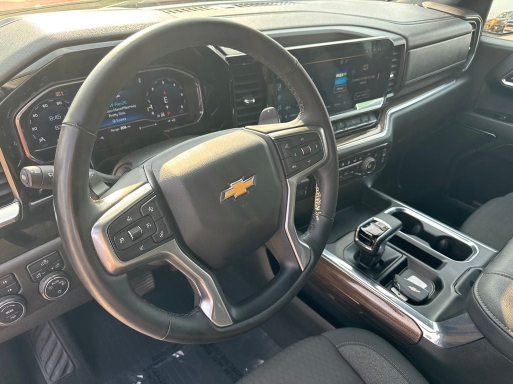 2024 Chevrolet Silverado 1500 4WD Crew Cab Short Bed LT