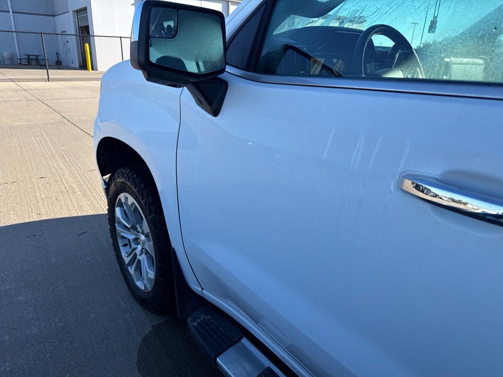 2025 Chevrolet Silverado 1500 4WD Crew Cab Short Bed LTZ