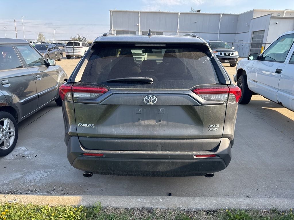 2019 Toyota RAV4 XLE