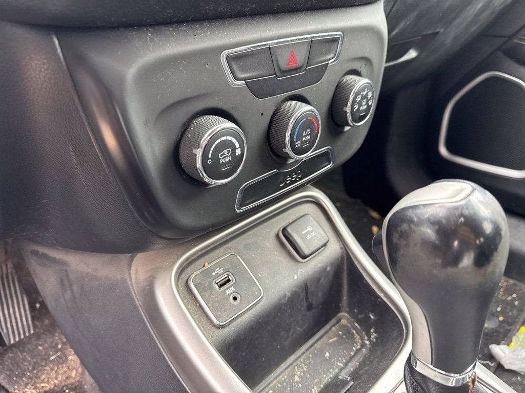2018 Jeep Compass Latitude FWD