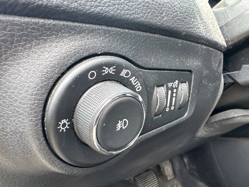 2018 Jeep Compass Latitude FWD