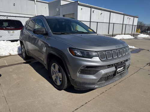 2022 Jeep Compass Latitude FWD