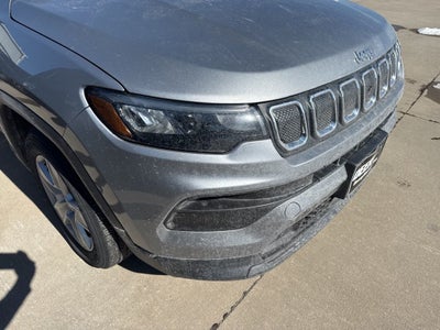 2022 Jeep Compass Latitude FWD