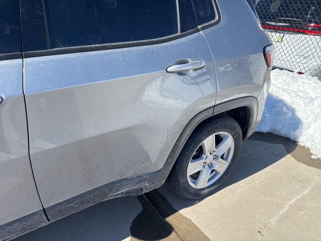 2022 Jeep Compass Latitude FWD
