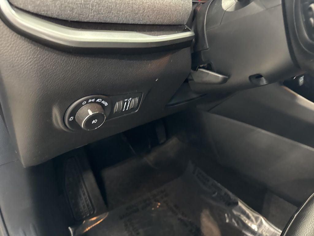 2022 Jeep Compass Latitude FWD