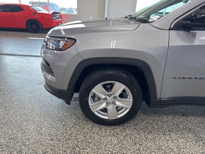 2022 Jeep Compass Latitude FWD