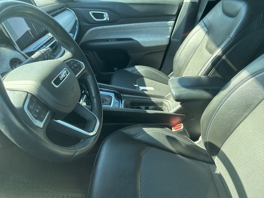 2022 Jeep Compass Latitude FWD