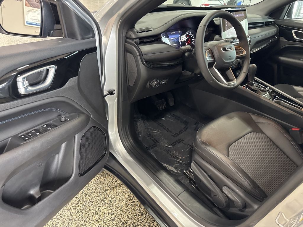 2025 Jeep Compass Latitude 4x4