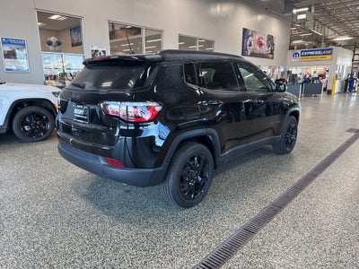 2025 Jeep Compass COMPASS LATITUDE 4X4