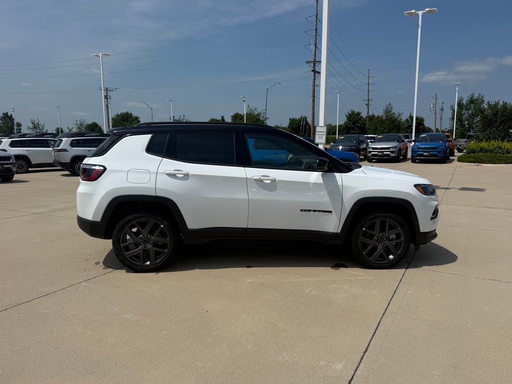 2026 Jeep Compass COMPASS LIMITED ALTITUDE 4X4