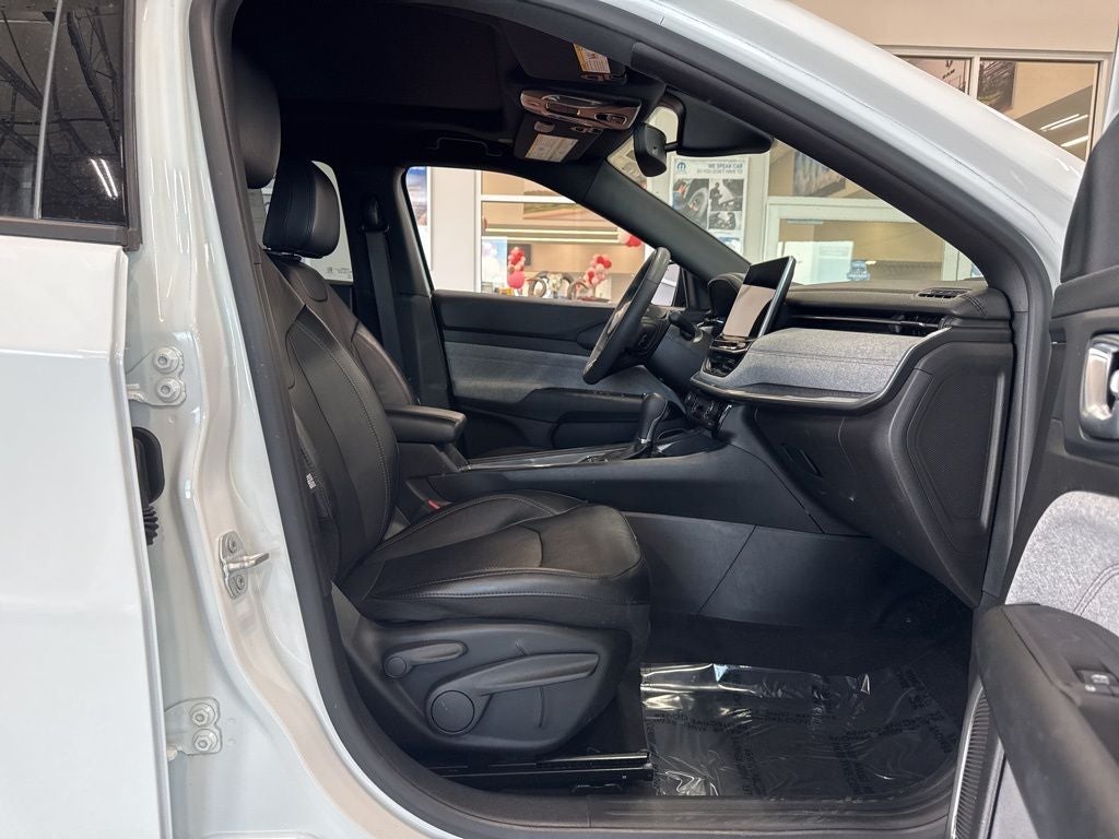 2023 Jeep Compass Latitude Lux FWD