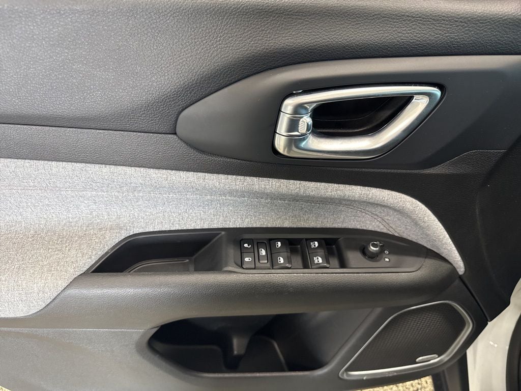 2023 Jeep Compass Latitude Lux FWD