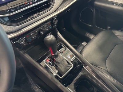 2023 Jeep Compass Latitude Lux FWD