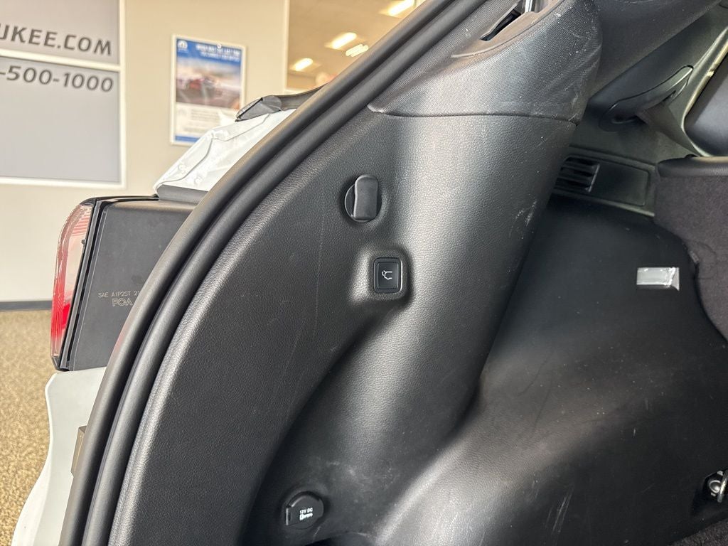 2023 Jeep Compass Latitude Lux FWD