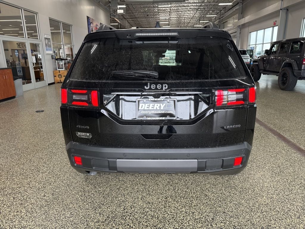 2026 Jeep Cherokee CHEROKEE LAREDO 4X4