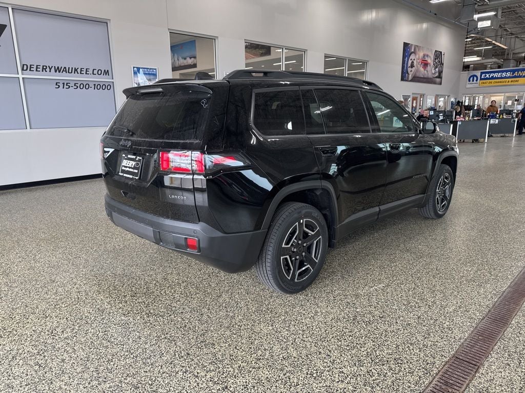 2026 Jeep Cherokee CHEROKEE LAREDO 4X4