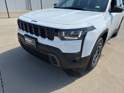 2026 Jeep Cherokee CHEROKEE LAREDO 4X4