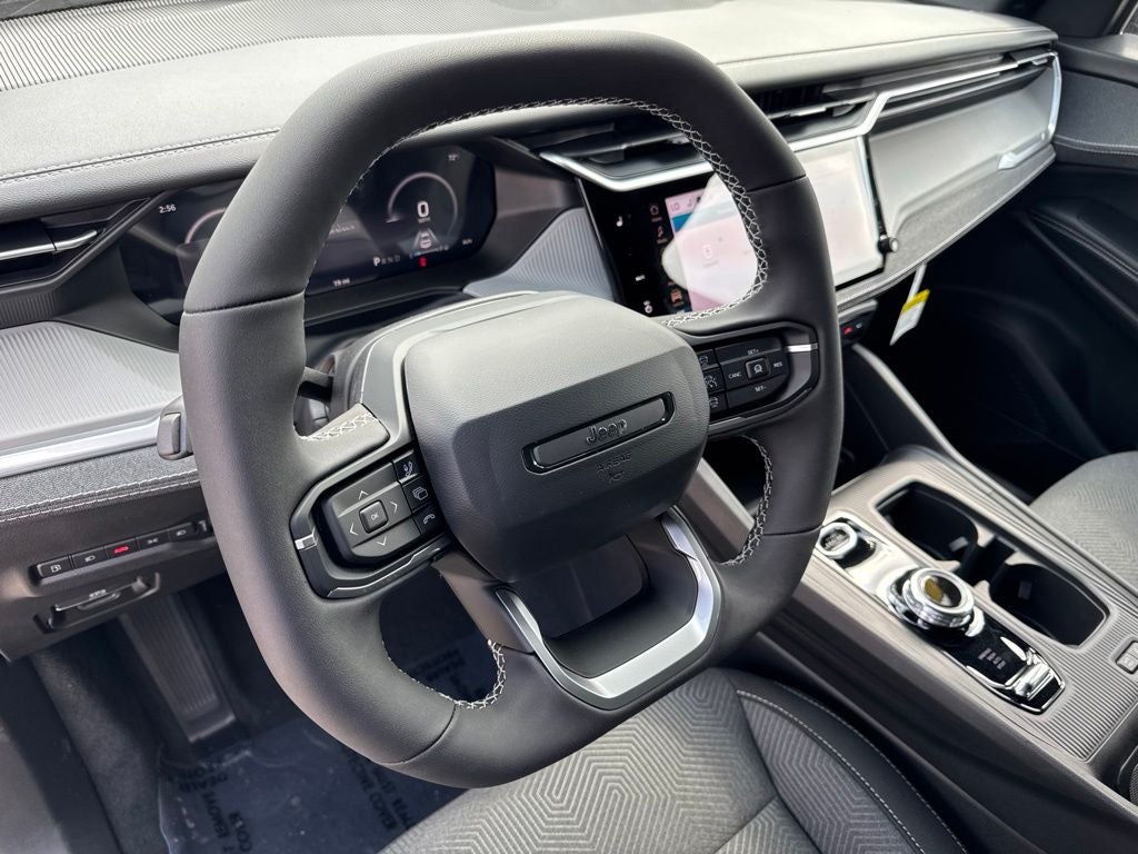 2026 Jeep Cherokee CHEROKEE LAREDO 4X4