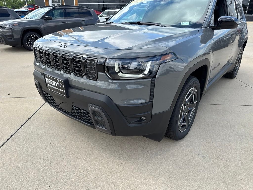 2026 Jeep Cherokee CHEROKEE LAREDO 4X4