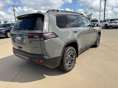 2026 Jeep Cherokee CHEROKEE LAREDO 4X4