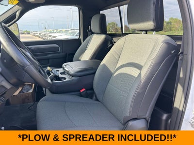 2024 RAM 3500 Tradesman Regular Cab 4x4 8' Box