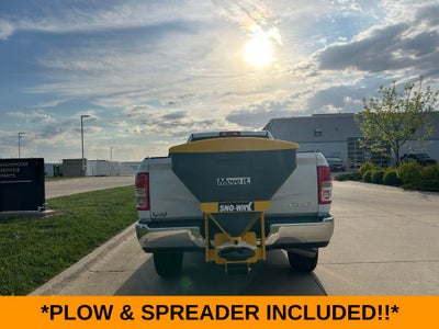 2024 RAM 3500 Tradesman Regular Cab 4x4 8' Box