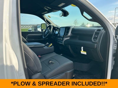 2024 RAM 3500 Tradesman Regular Cab 4x4 8' Box