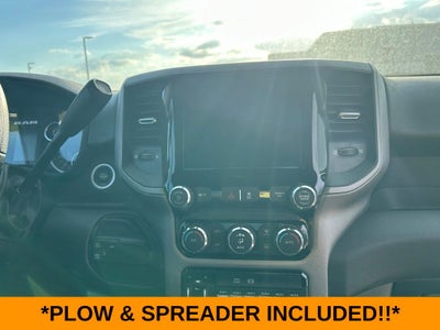 2024 RAM 3500 Tradesman Regular Cab 4x4 8' Box