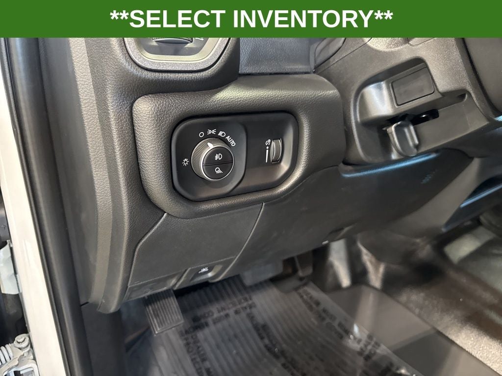 2025 RAM Ram 3500 RAM 3500 TRADESMAN CREW CAB 4X4 6'4' BOX