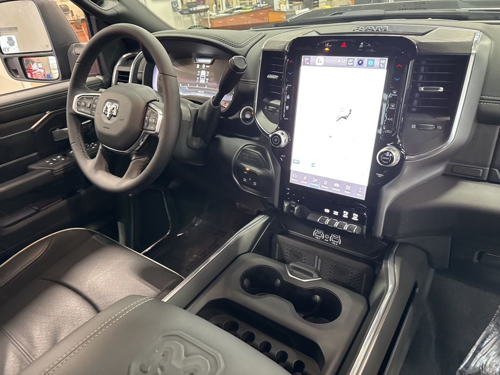 2025 RAM 2500 Laramie Crew Cab 4x4 6'4' Box