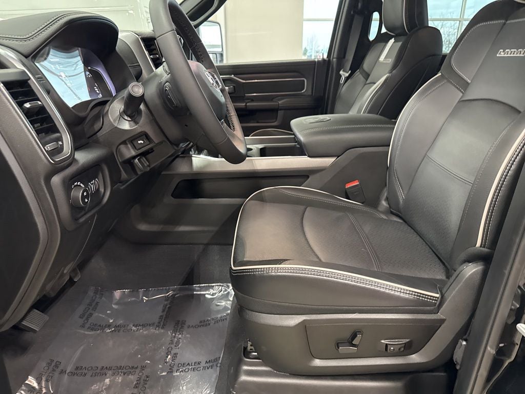 2025 RAM 2500 Laramie Crew Cab 4x4 6'4' Box