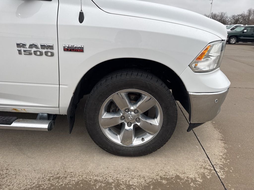 2017 RAM 1500 Big Horn Crew Cab 4x4 5'7' Box