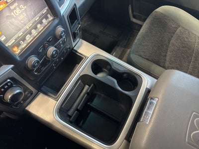 2017 RAM 1500 Big Horn Crew Cab 4x4 5'7' Box