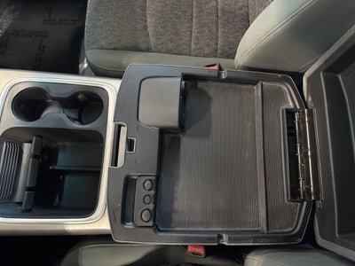 2017 RAM 1500 Big Horn Crew Cab 4x4 5'7' Box