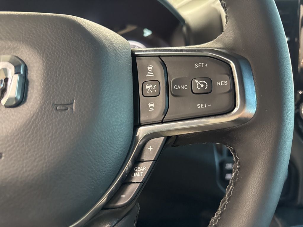 2025 RAM Ram 1500 RAM 1500 BIG HORN CREW CAB 4X4 5'7' BOX