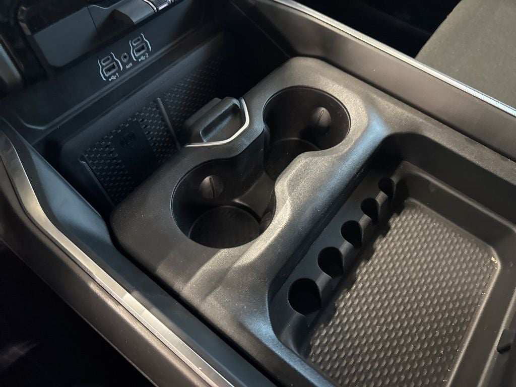 2025 RAM Ram 1500 RAM 1500 BIG HORN CREW CAB 4X4 5'7' BOX